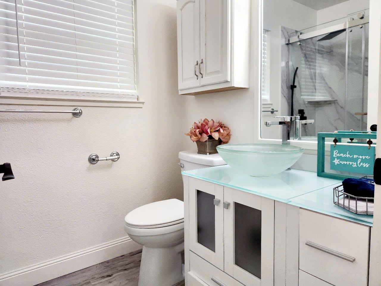 Detail Gallery Image 13 of 24 For 7635 Clover Woods Ct, Sacramento,  CA 95828 - 2 Beds | 2 Baths