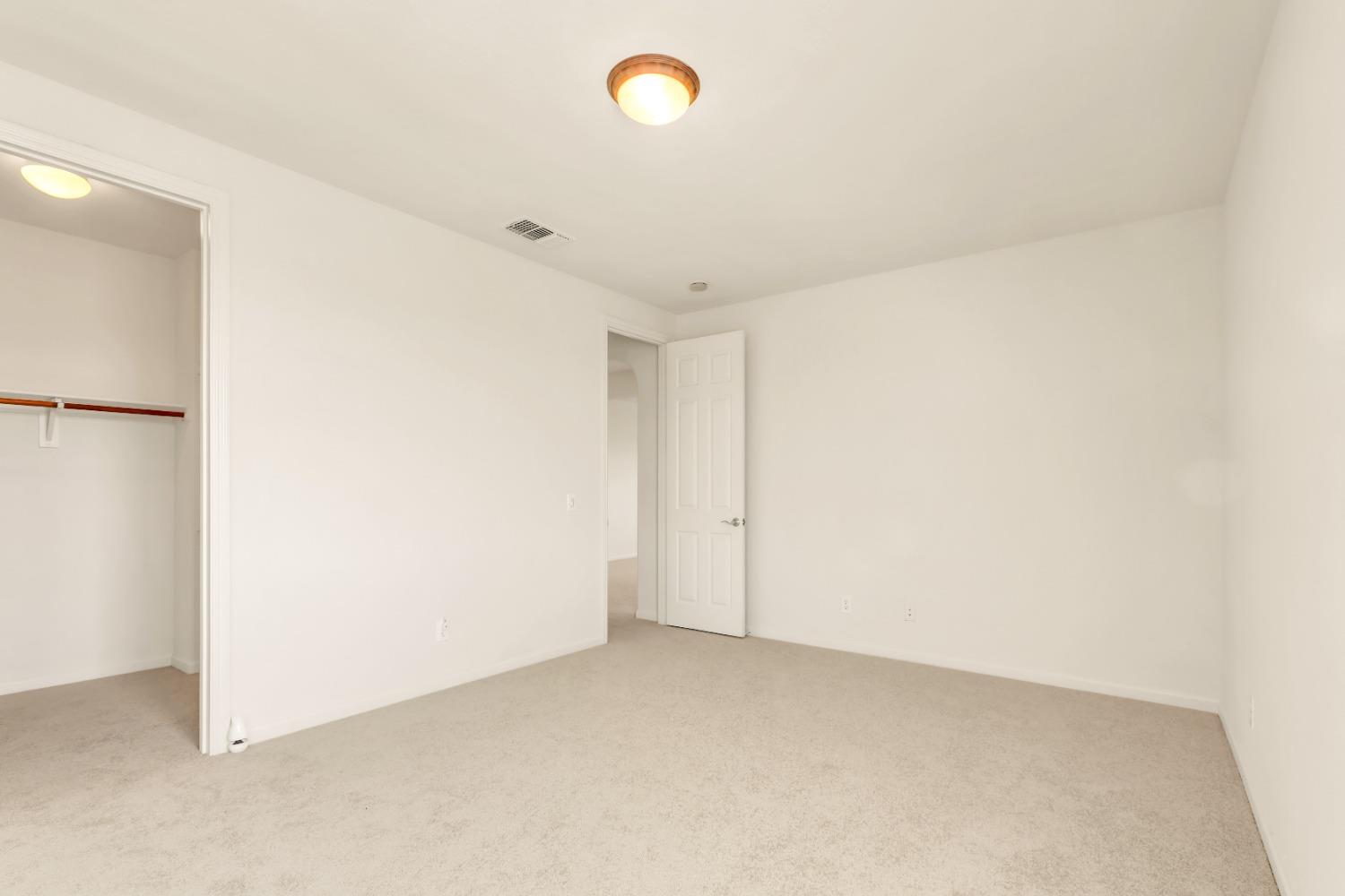 Detail Gallery Image 31 of 64 For 549 Fresian Dr, Oakdale,  CA 95361 - 4 Beds | 3/1 Baths