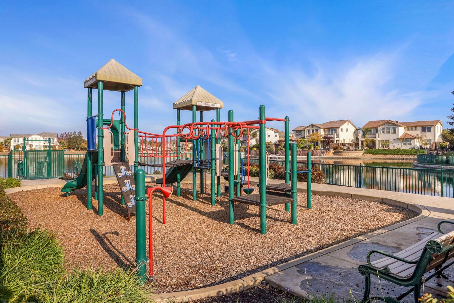 Detail Gallery Image 27 of 38 For 1401 Oasis Ln, Patterson,  CA 95363 - 4 Beds | 2/1 Baths