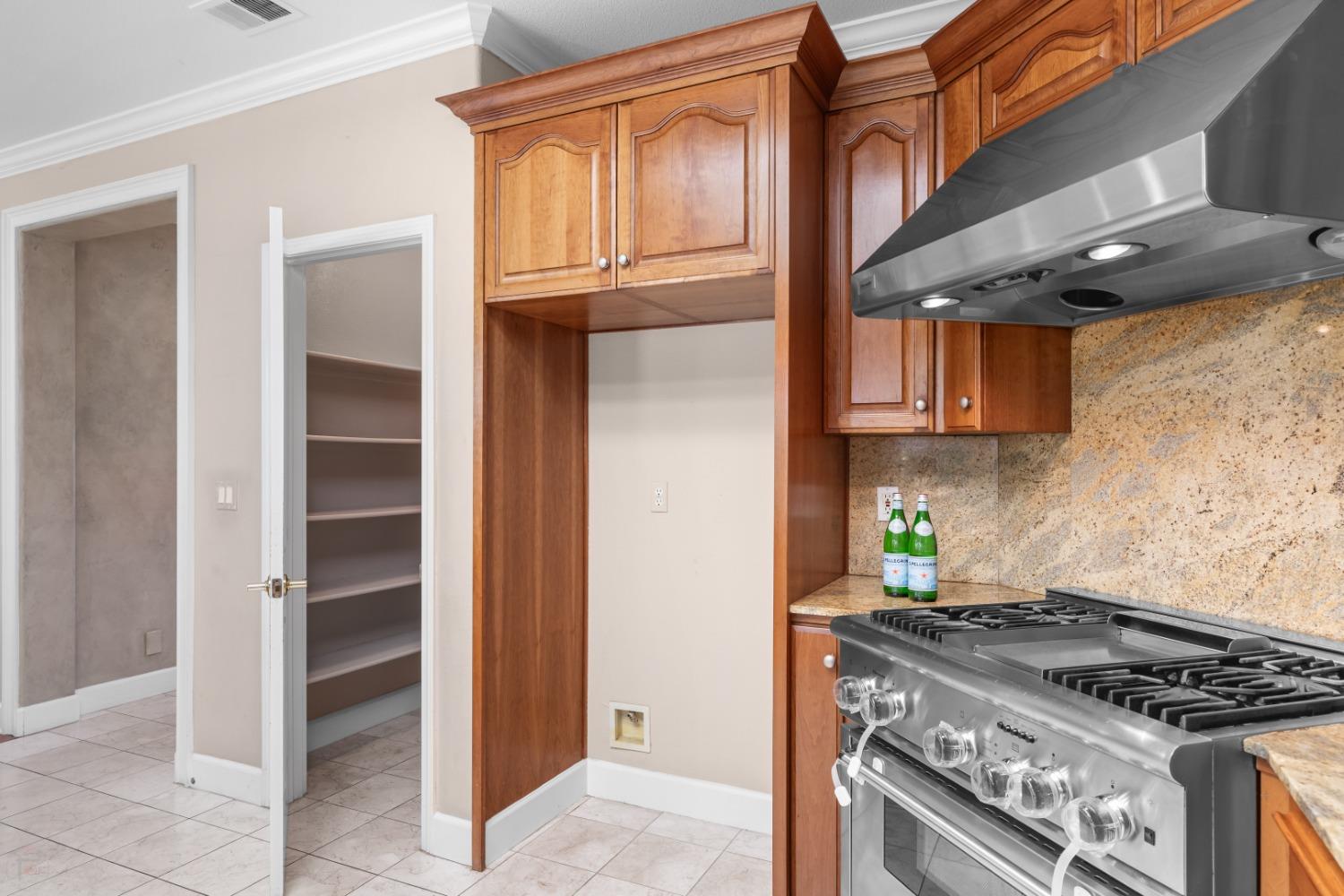 Detail Gallery Image 21 of 84 For 5036 Spanish Bay Cir, Stockton,  CA 95219 - 4 Beds | 3 Baths