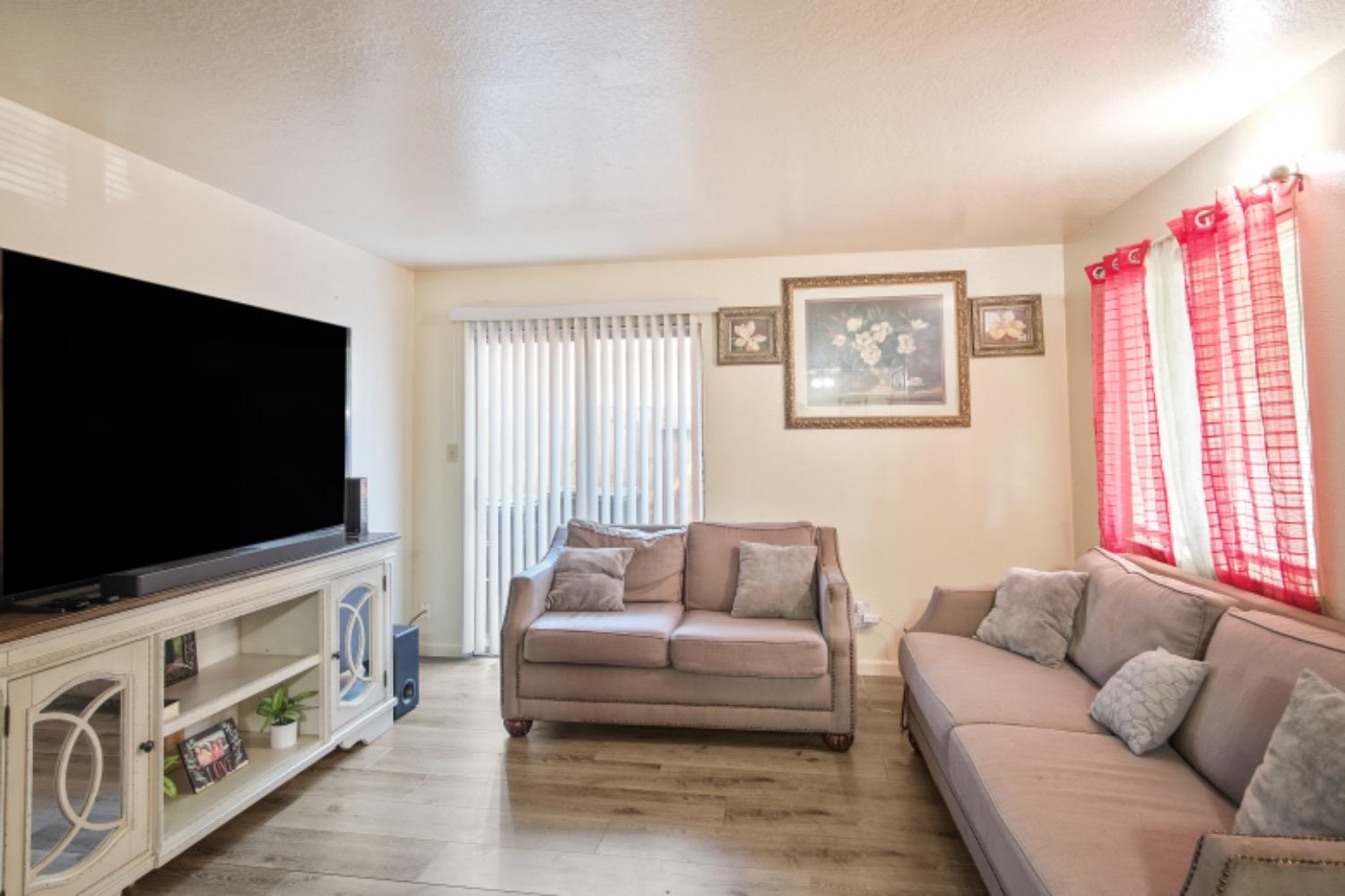 Detail Gallery Image 9 of 25 For 3001 Radnor, Modesto,  CA 95350 - – Beds | – Baths