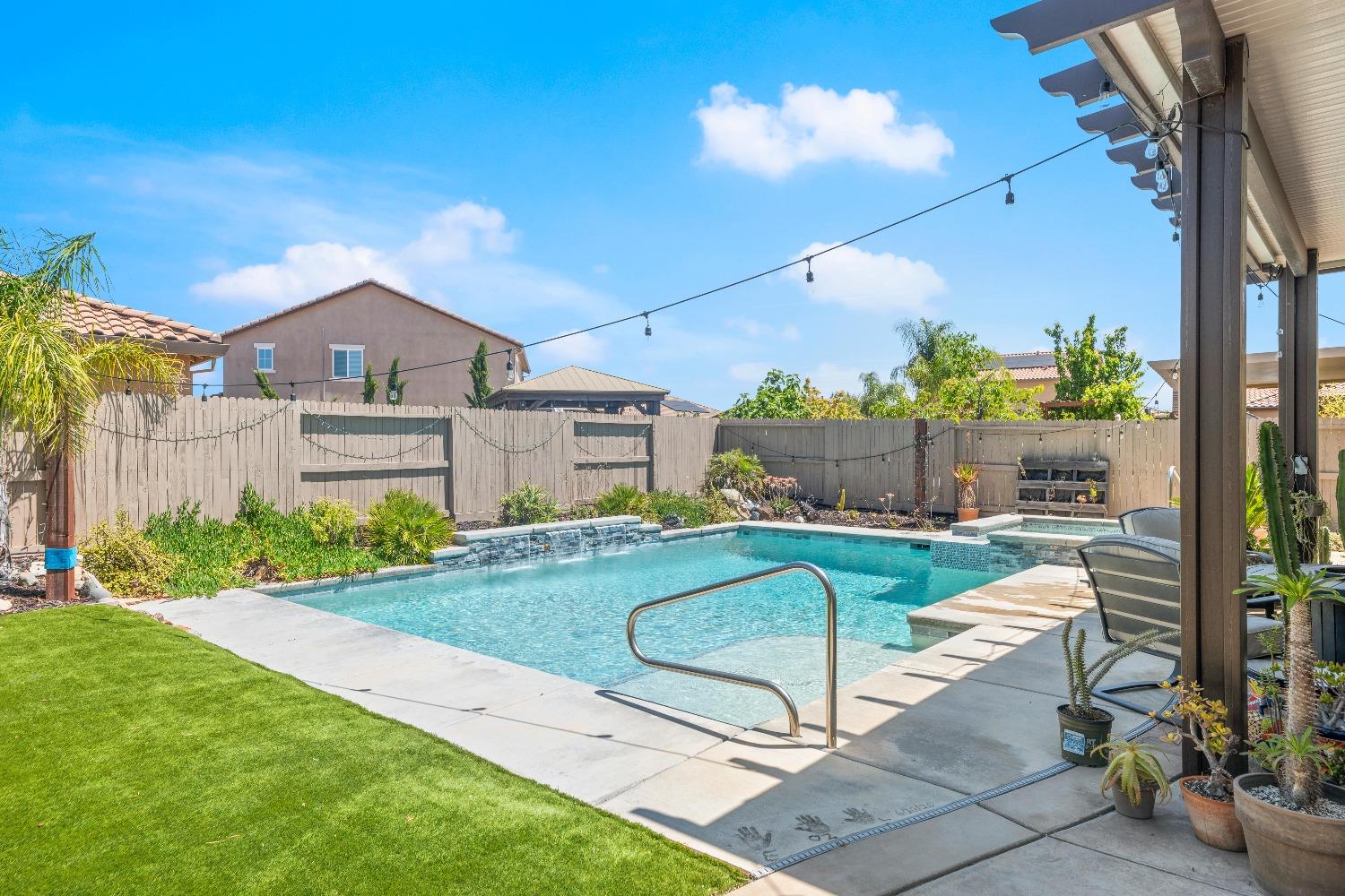 Detail Gallery Image 40 of 49 For 1033 Solstice St, Roseville,  CA 95747 - 4 Beds | 3 Baths