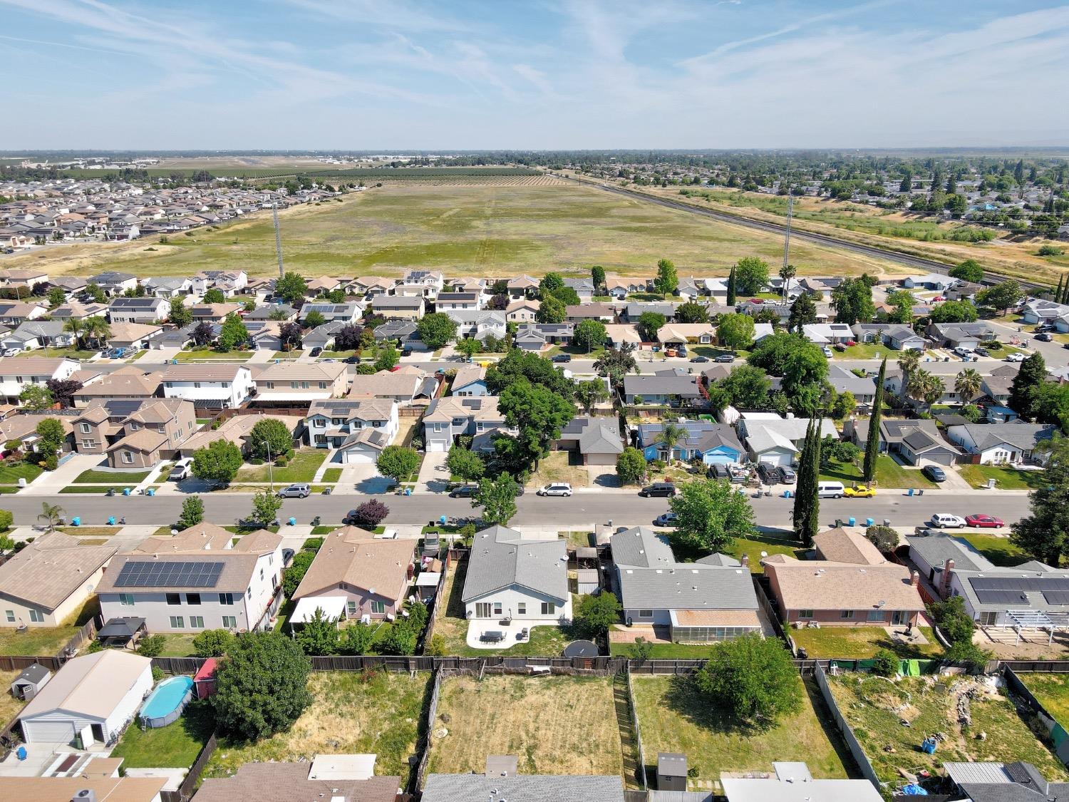 Detail Gallery Image 45 of 47 For 1684 Valley Meadows Dr, Olivehurst,  CA 95961 - 3 Beds | 2 Baths