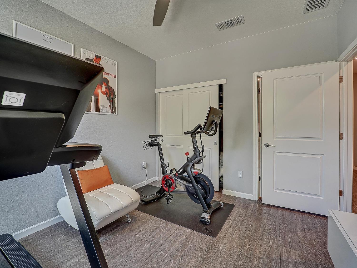 Detail Gallery Image 29 of 97 For 4474 Louvre Ln, Sacramento,  CA 95834 - 4 Beds | 3/1 Baths