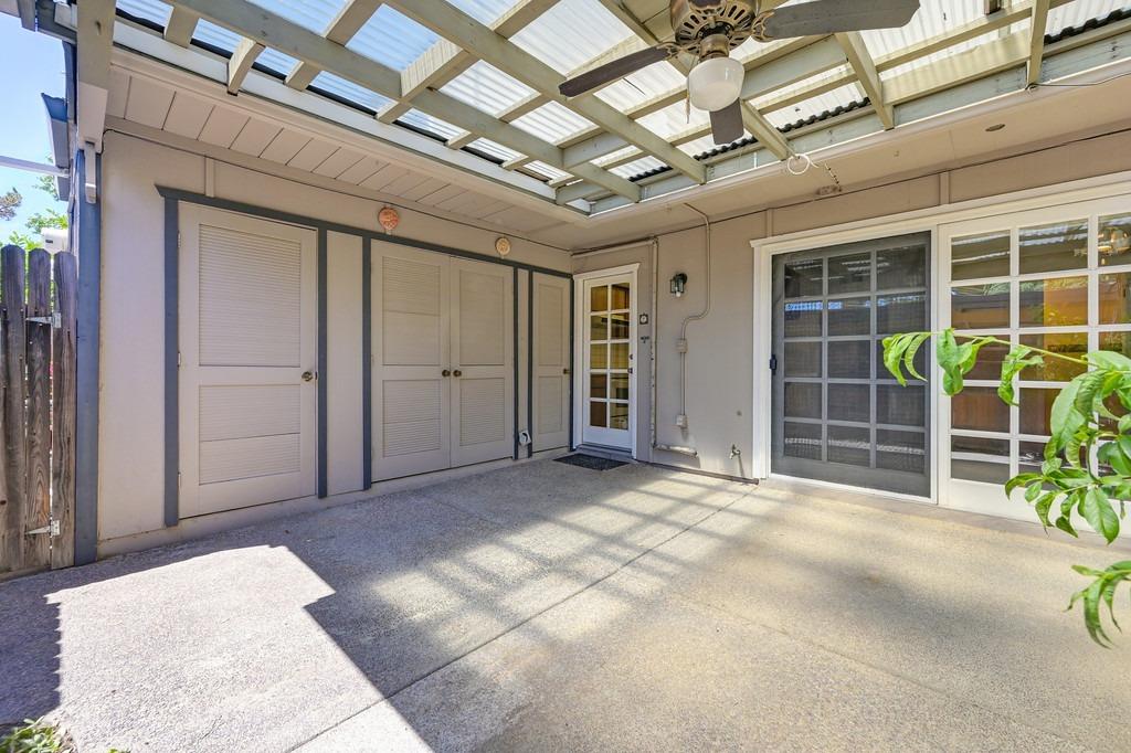 Detail Gallery Image 35 of 37 For 7558 Fairway Two Ave, Fair Oaks,  CA 95628 - 3 Beds | 2/1 Baths