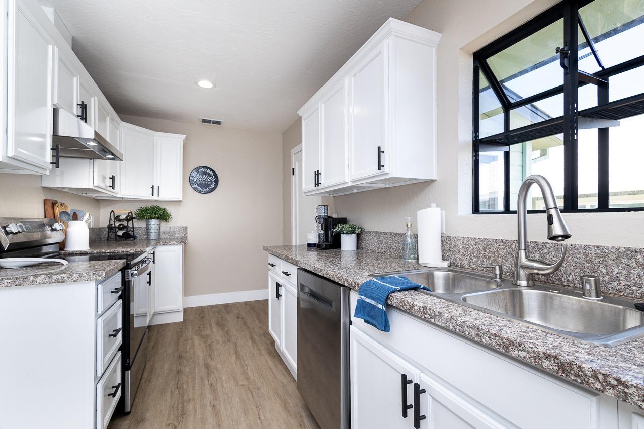 Detail Gallery Image 10 of 24 For 4223 Marysville Blvd, Sacramento,  CA 95838 - 3 Beds | 2 Baths