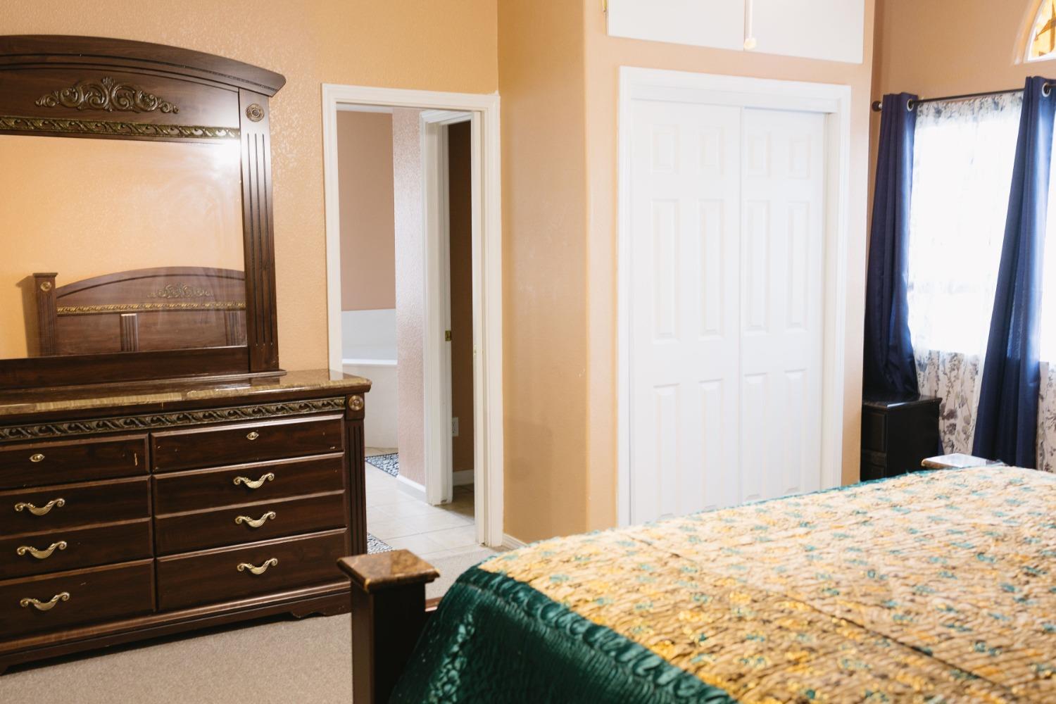 Detail Gallery Image 15 of 25 For 1684 via Milano, Gustine,  CA 95322 - 4 Beds | 3 Baths