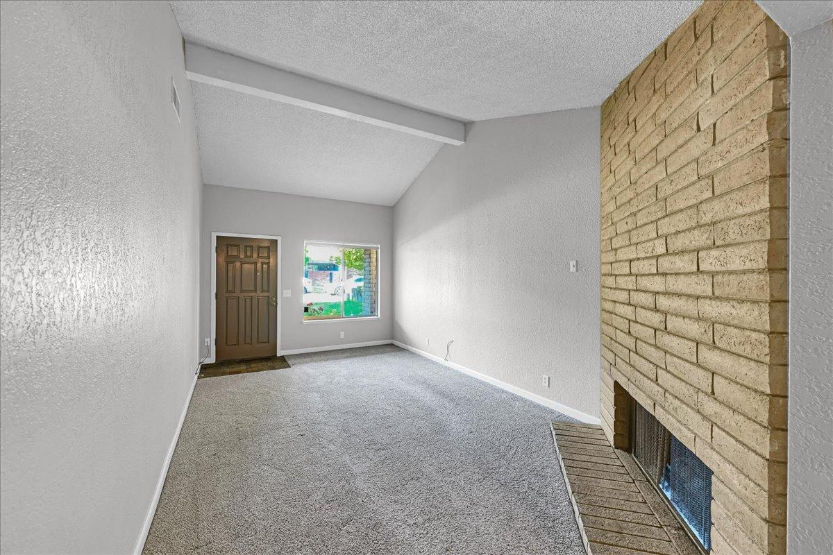 Detail Gallery Image 7 of 35 For 7449 Willowcreek Dr, Citrus Heights,  CA 95610 - – Beds | – Baths