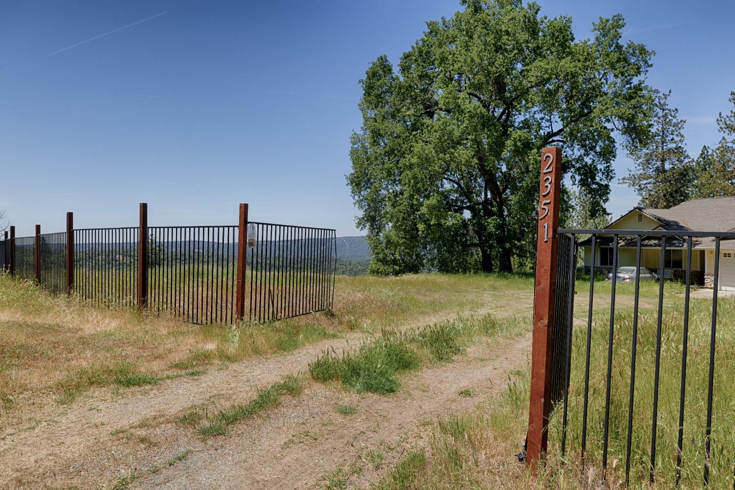 Detail Gallery Image 4 of 38 For 2351 Sand Ridge Rd, Placerville,  CA 95667 - 3 Beds | 2 Baths