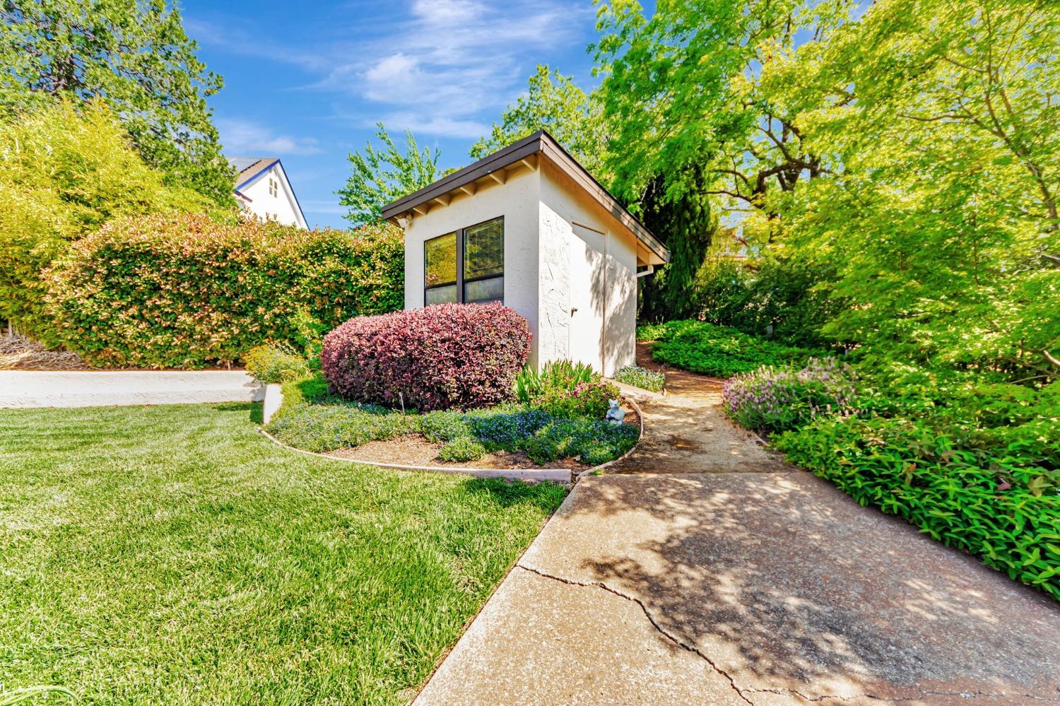 Detail Gallery Image 34 of 46 For 159 Aeolia Dr, Auburn,  CA 95603 - 3 Beds | 3 Baths
