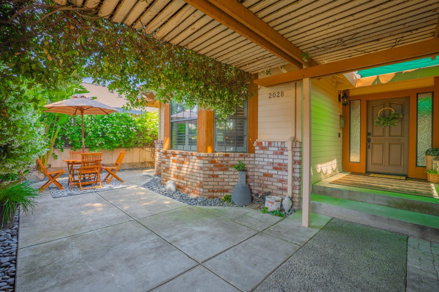 Detail Gallery Image 6 of 63 For 2028 Princeton Ct, Los Banos,  CA 93635 - 3 Beds | 2 Baths