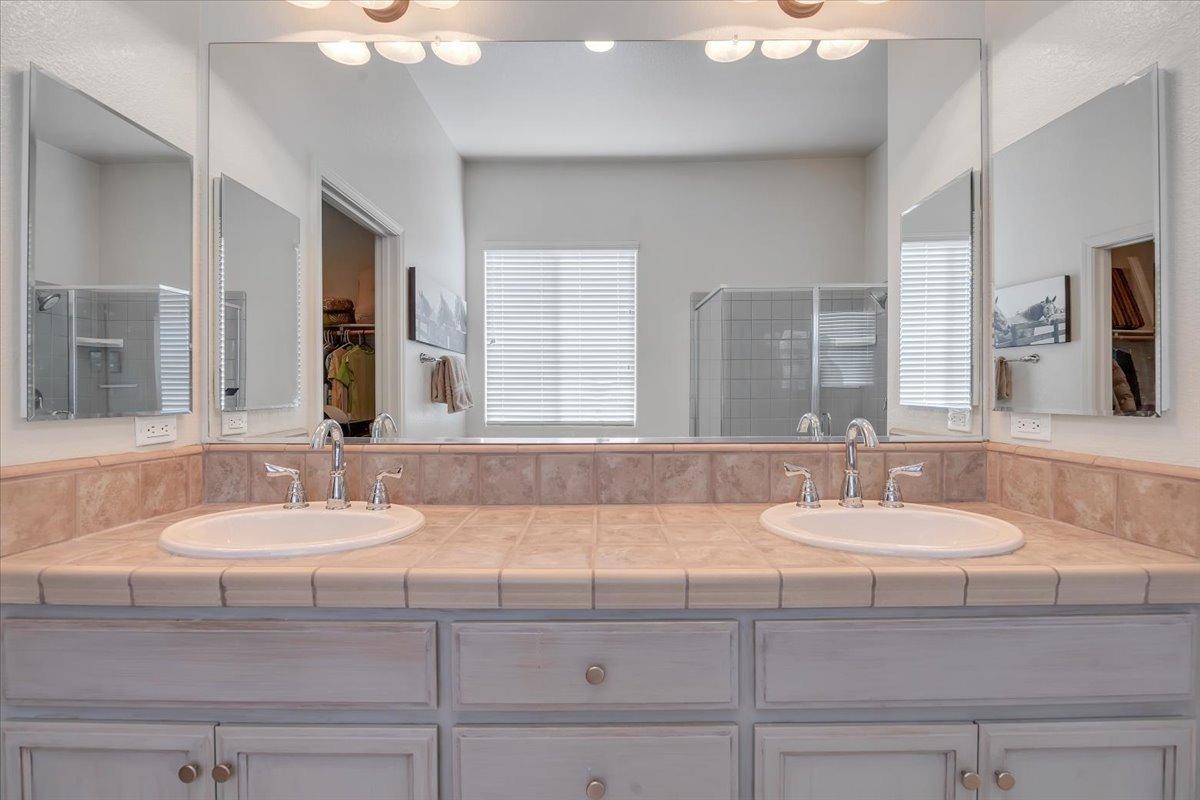Detail Gallery Image 31 of 72 For 258 Rock Ridge Ln, Copperopolis,  CA 95228 - 2 Beds | 2/1 Baths