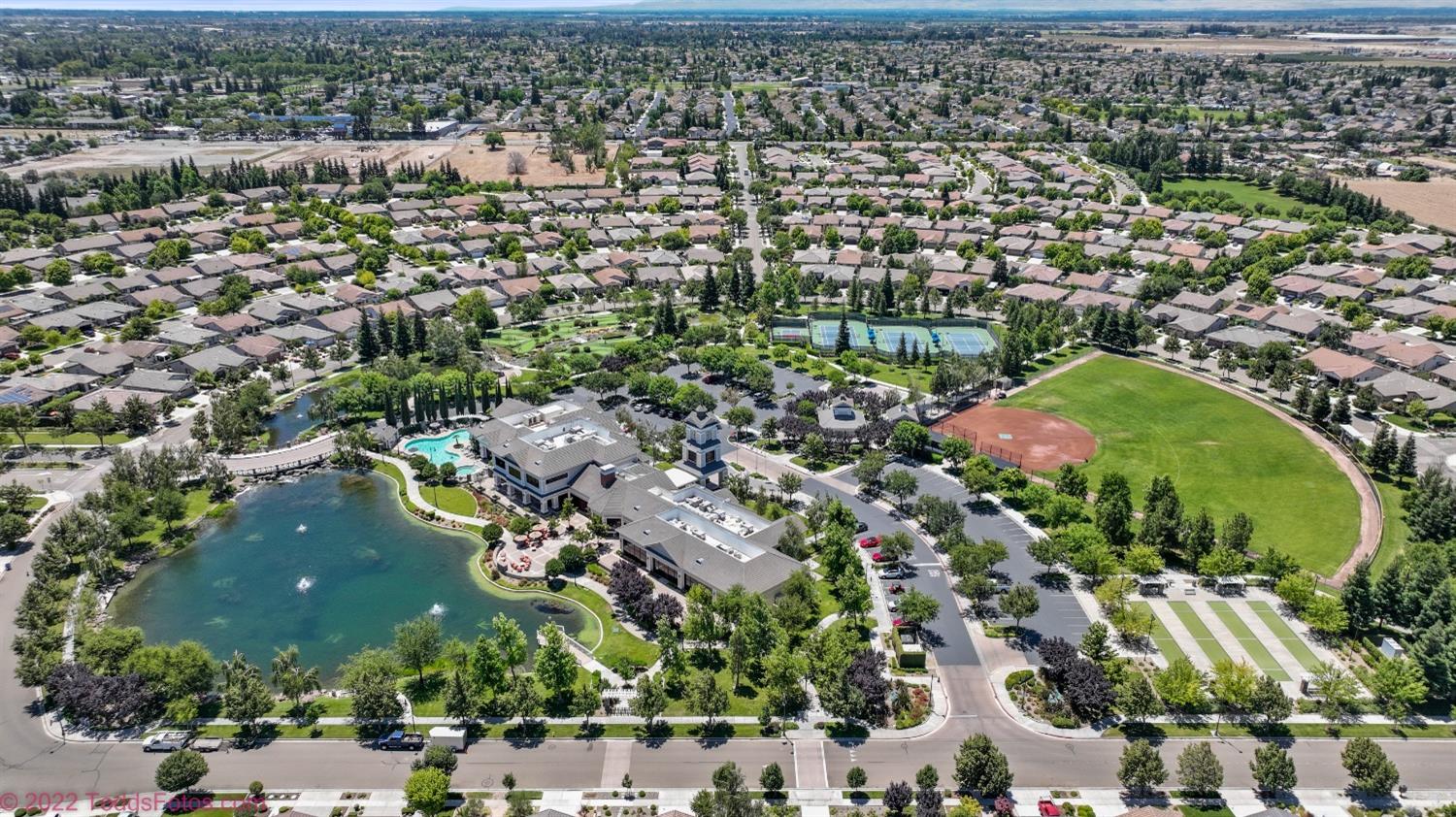 Detail Gallery Image 57 of 82 For 1392 Mill Run Ct, Manteca,  CA 95336 - 3 Beds | 2 Baths