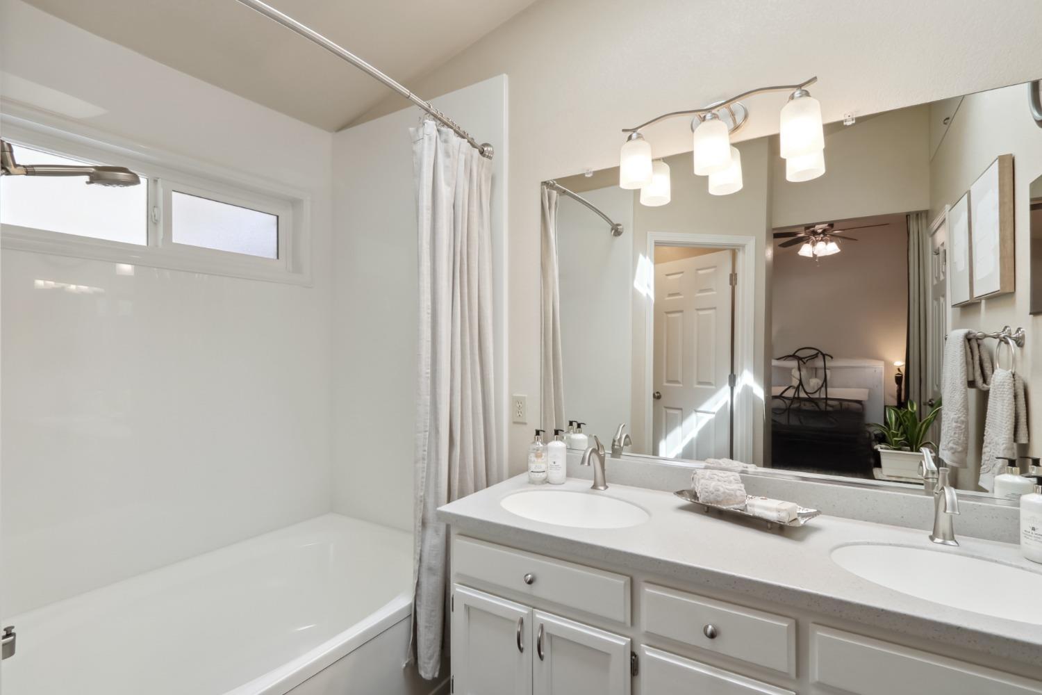 Detail Gallery Image 26 of 77 For 8526 Tullia Pl, Antelope,  CA 95843 - 4 Beds | 2 Baths