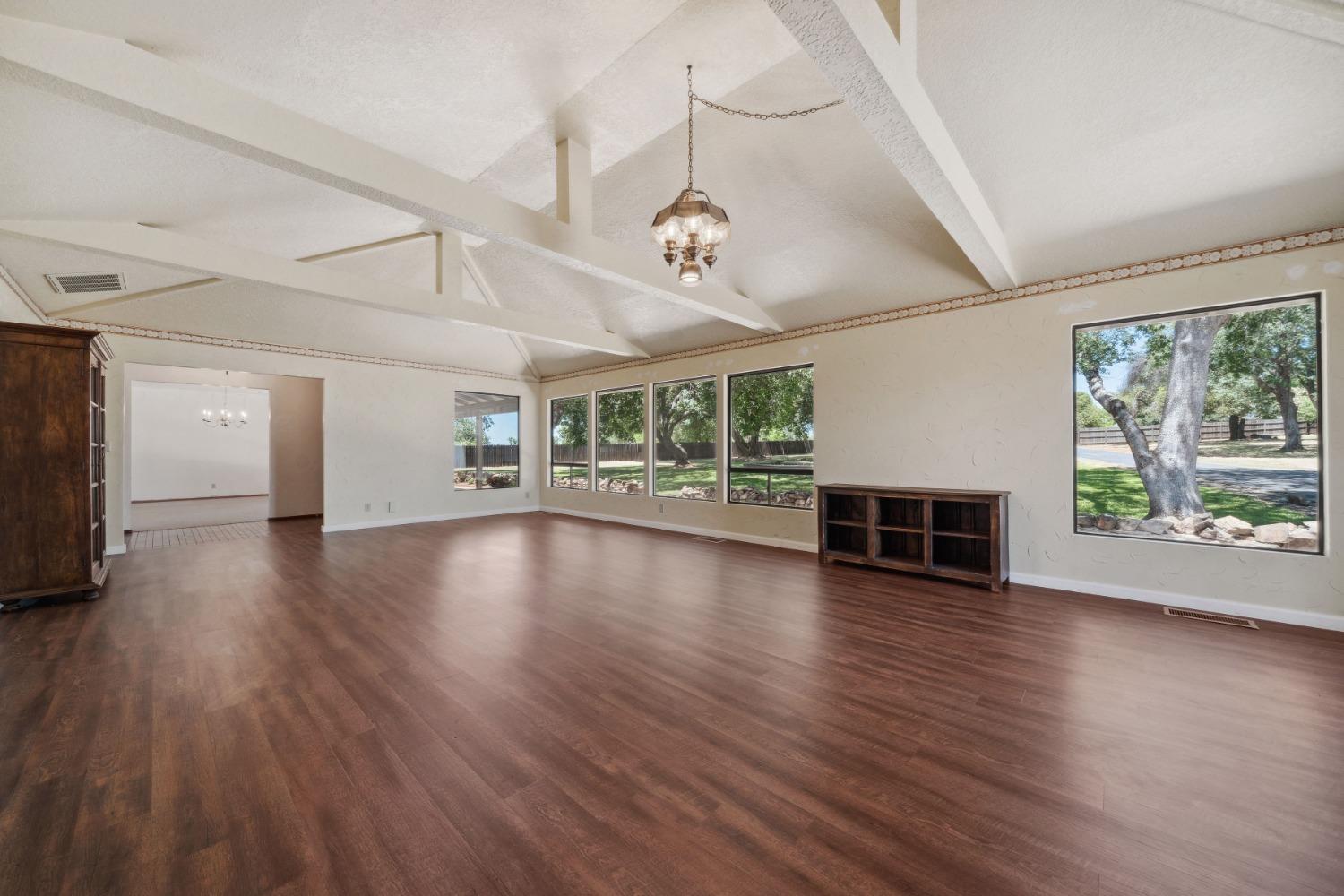Sutter Circle, Sutter Creek, California image 10