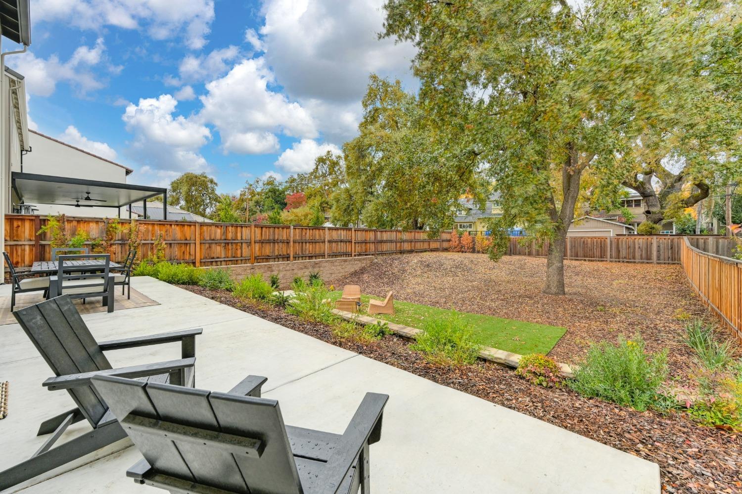 Detail Gallery Image 43 of 57 For 2327 5th Ave, Sacramento,  CA 95818 - 3 Beds | 2/1 Baths