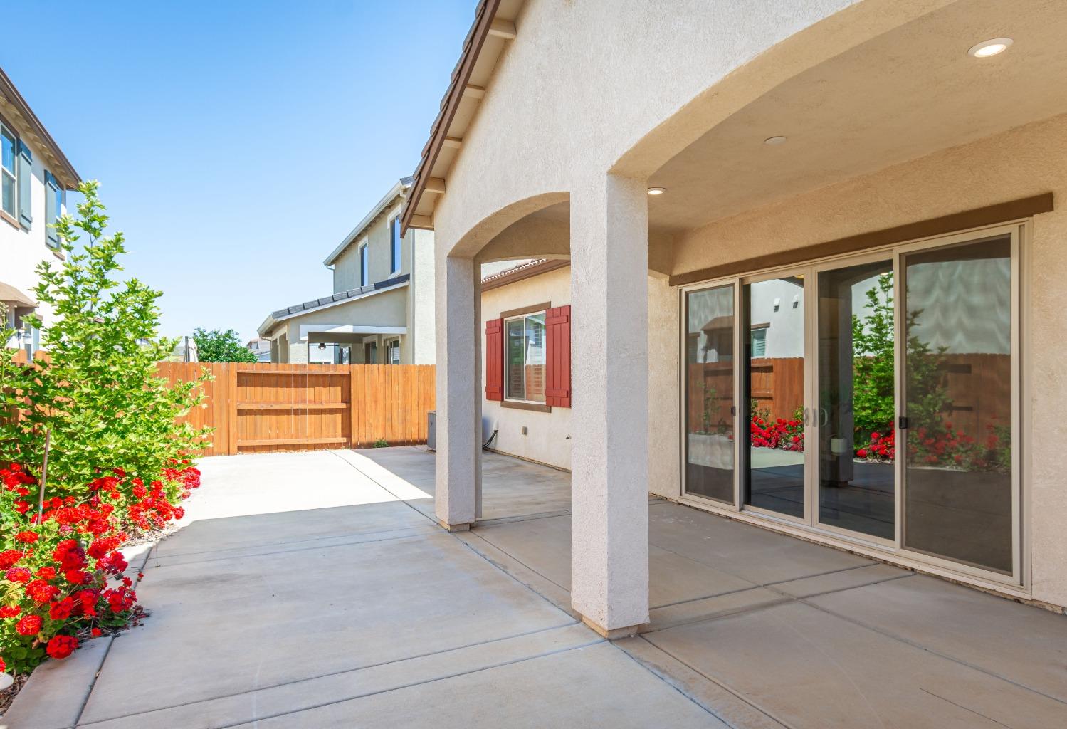 Orpheus Circle, Rancho Cordova, California image 42