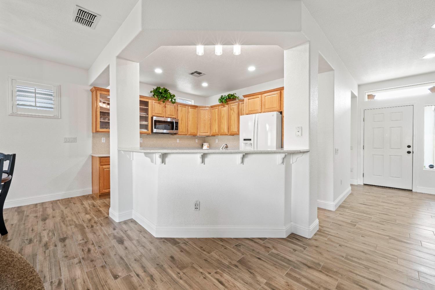 Detail Gallery Image 10 of 34 For 1351 Tahoma Ln, Lincoln,  CA 95648 - 2 Beds | 2 Baths