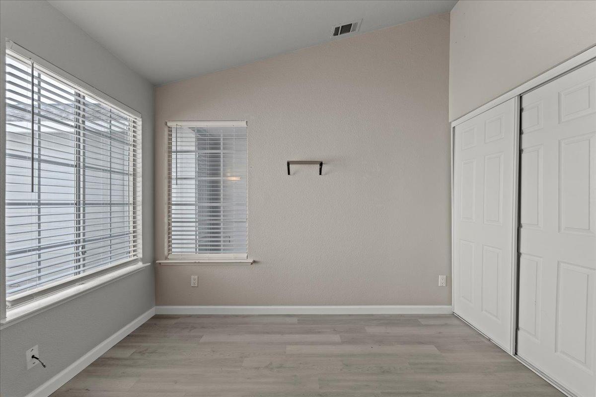 Detail Gallery Image 20 of 29 For 5550 Crystal Hill Way, Sacramento,  CA 95823 - 3 Beds | 2 Baths