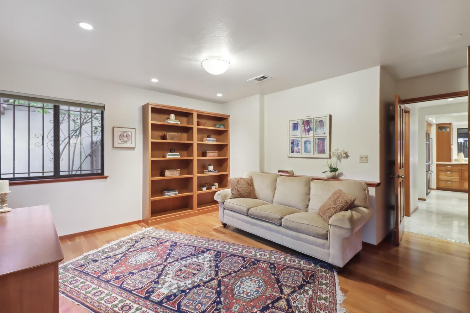 Detail Gallery Image 24 of 74 For 2323 Elendil Ln, Davis,  CA 95616 - 4 Beds | 4 Baths