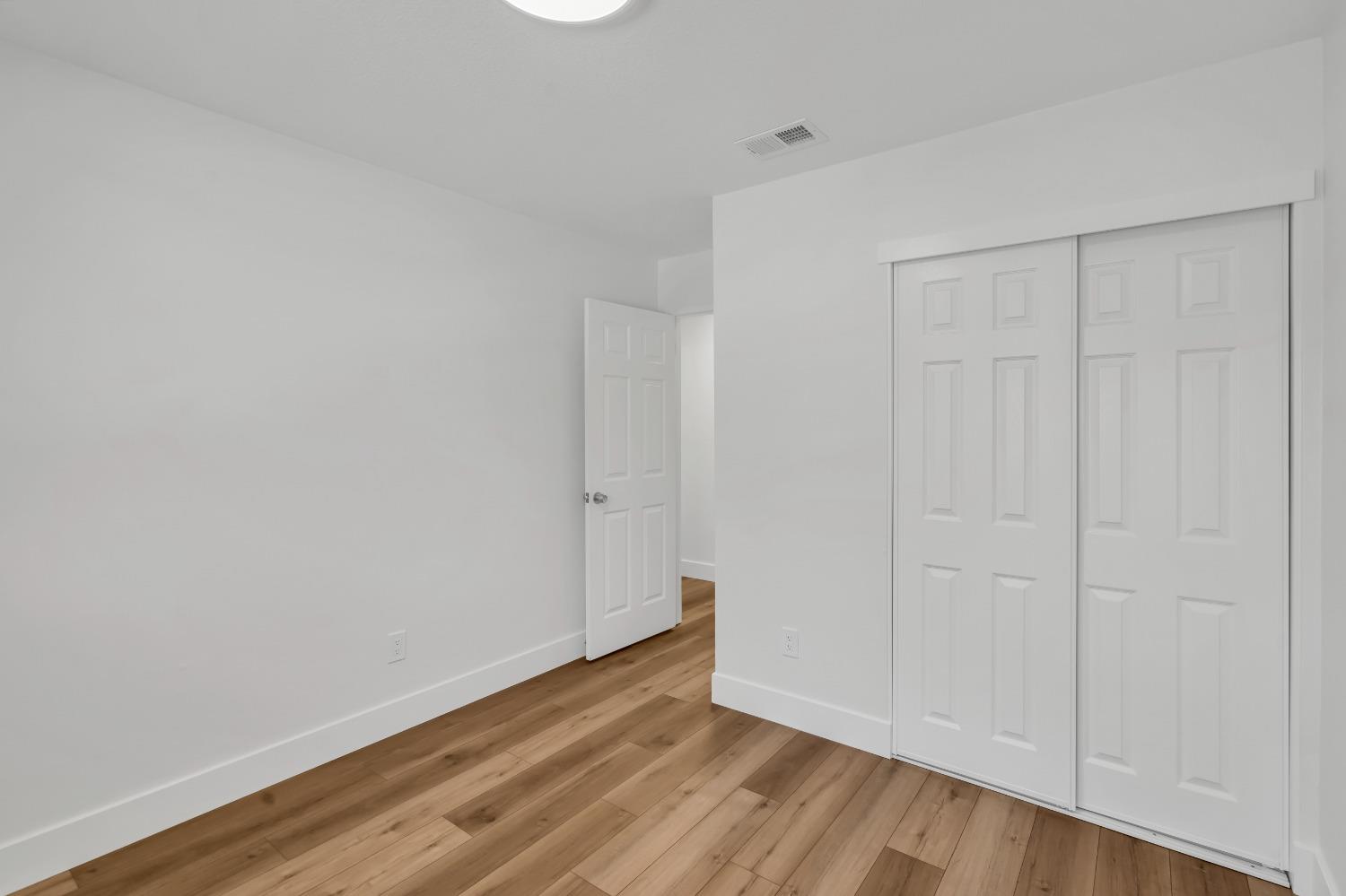 Detail Gallery Image 36 of 52 For 38 Mountainwood Ct, Sacramento,  CA 95823 - 4 Beds | 2 Baths