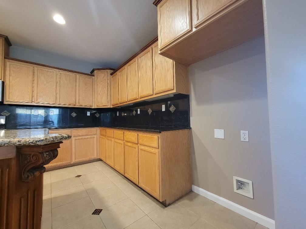 Detail Gallery Image 21 of 58 For 511 Milano Ct, Los Banos,  CA 93635 - 4 Beds | 2/1 Baths
