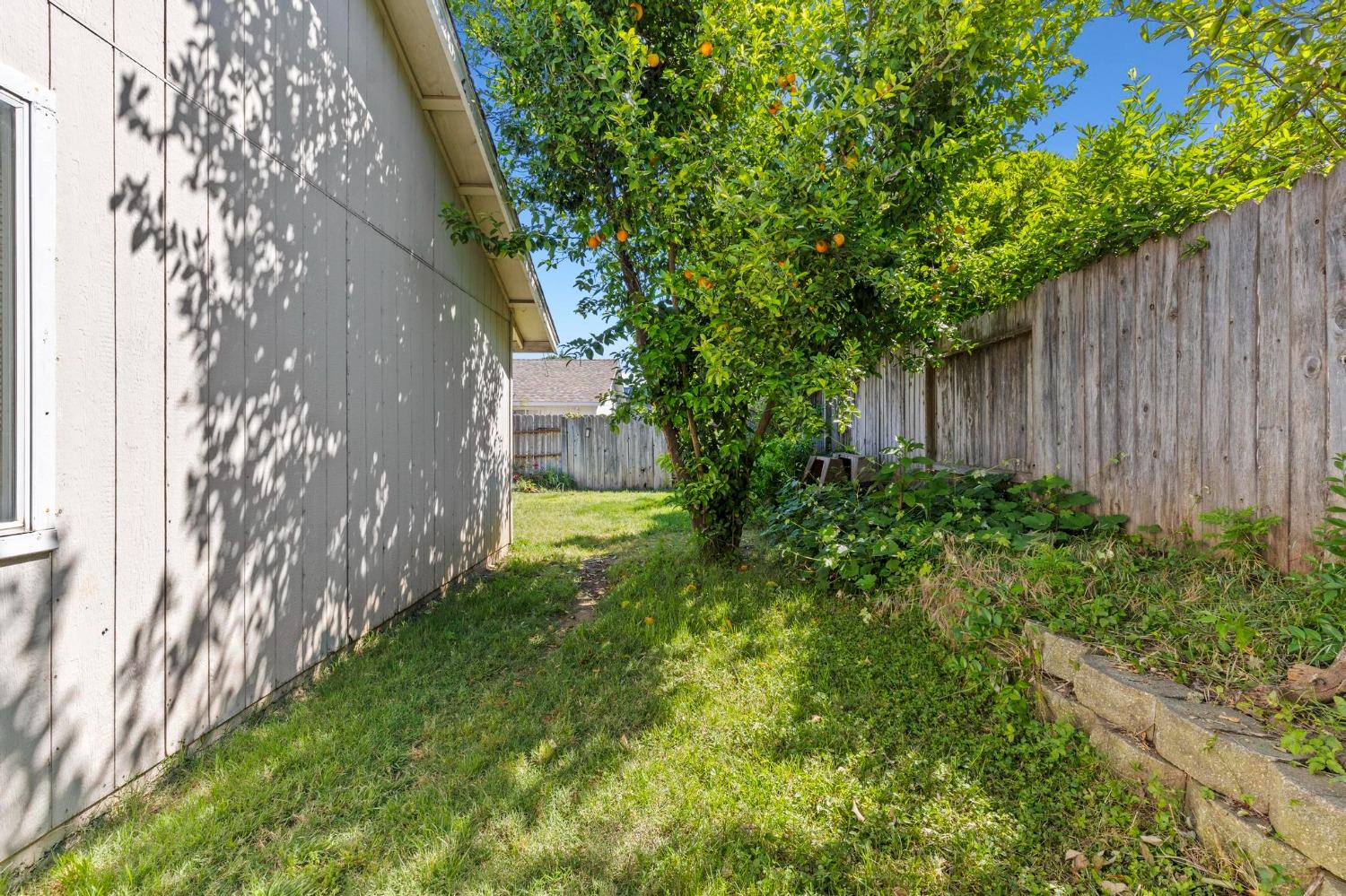 Detail Gallery Image 31 of 32 For 2728 Lowell Dr, Chico,  CA 95973 - 3 Beds | 2 Baths