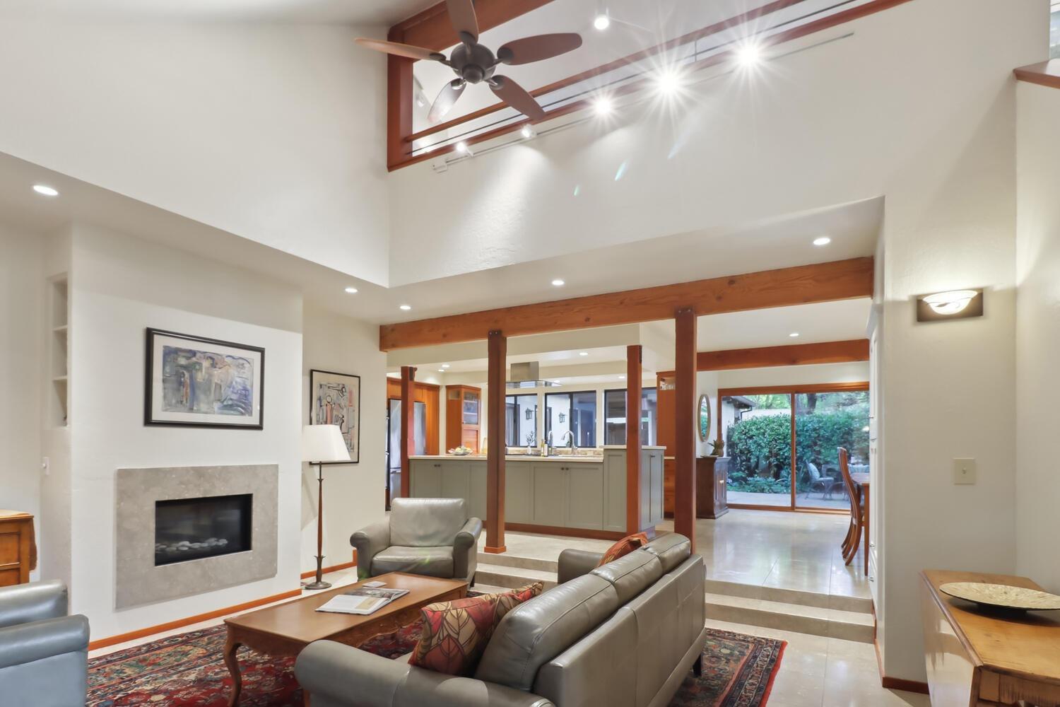 Detail Gallery Image 8 of 74 For 2323 Elendil Ln, Davis,  CA 95616 - 4 Beds | 4 Baths