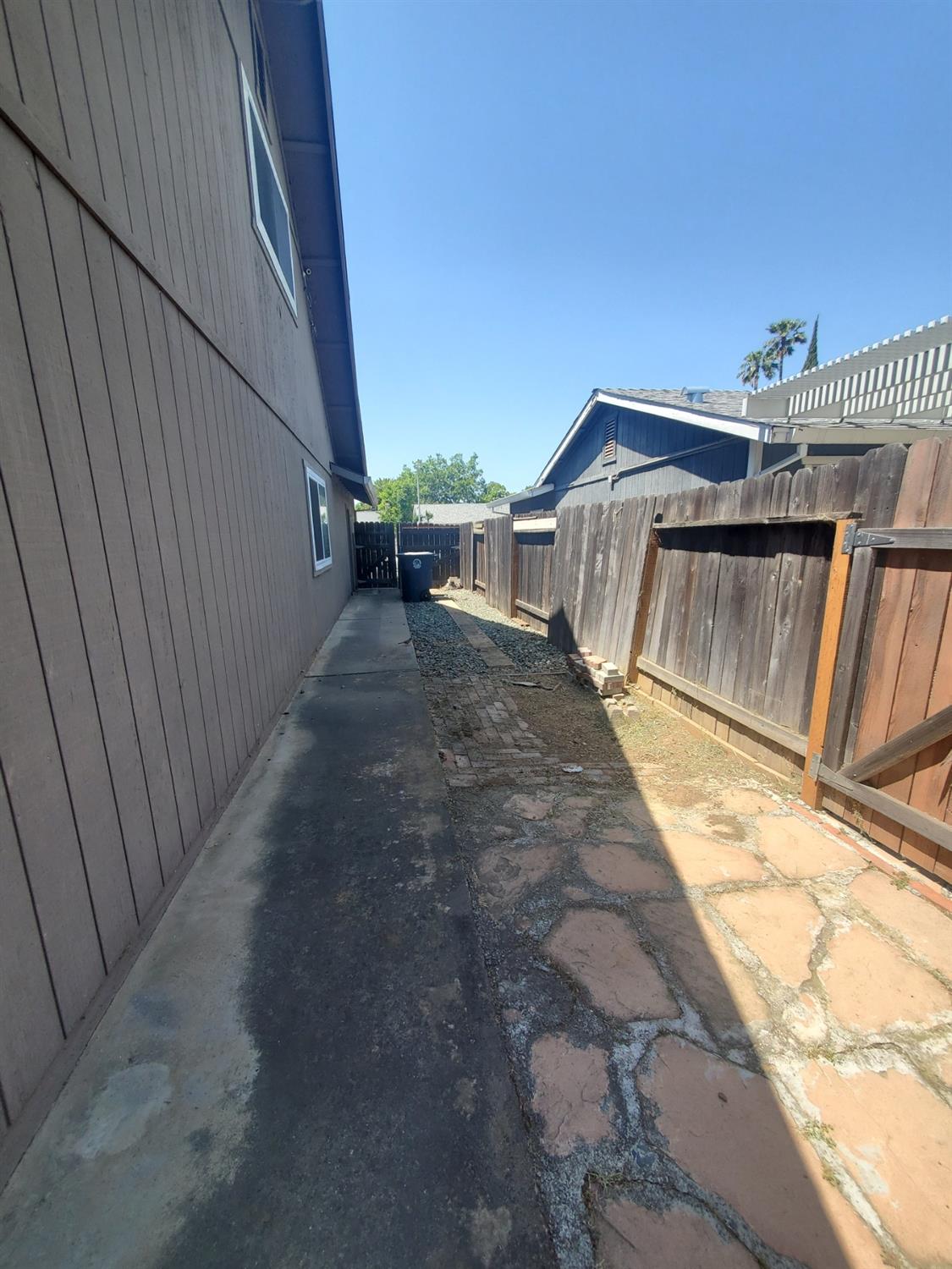 Countryside Way, Sacramento, California image 19