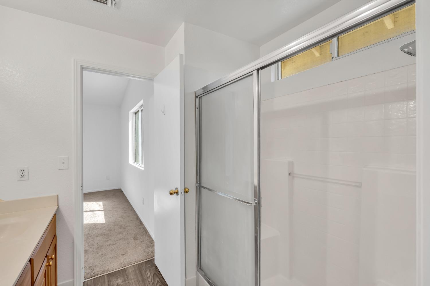 Detail Gallery Image 22 of 47 For 8281 New Point Dr, Sacramento,  CA 95828 - 3 Beds | 2 Baths