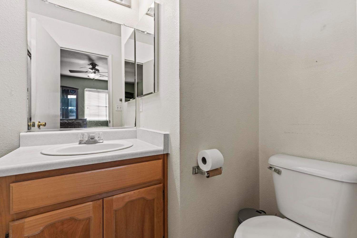 Detail Gallery Image 25 of 32 For 2728 Lowell Dr, Chico,  CA 95973 - 3 Beds | 2 Baths