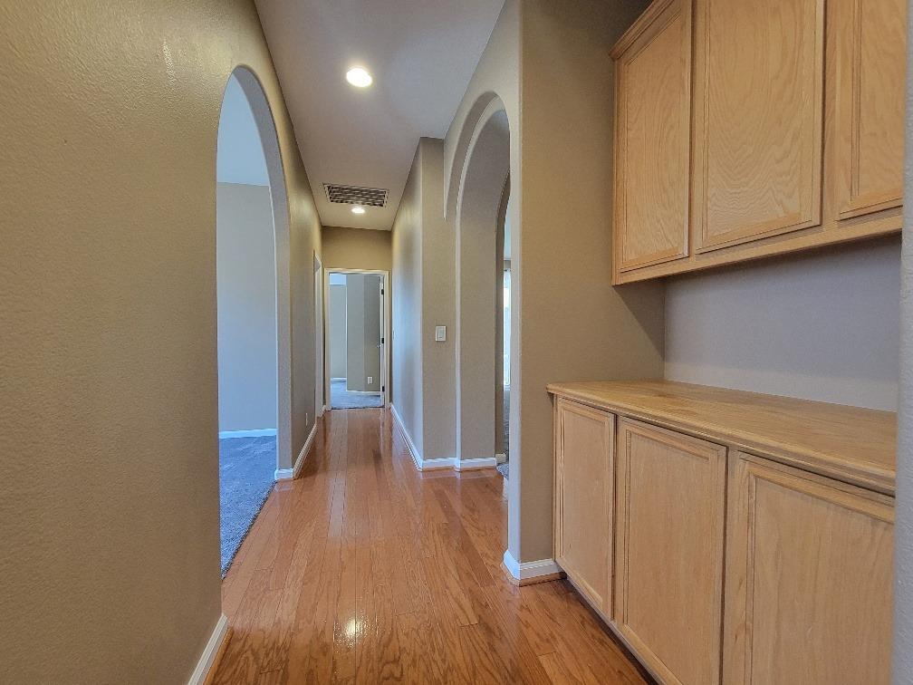 Detail Gallery Image 43 of 58 For 511 Milano Ct, Los Banos,  CA 93635 - 4 Beds | 2/1 Baths