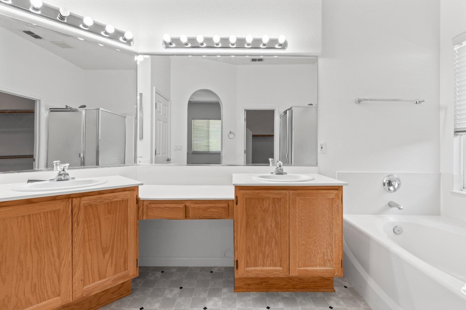 Detail Gallery Image 27 of 51 For 3345 Tenaya Ln, Stockton,  CA 95212 - 4 Beds | 2 Baths