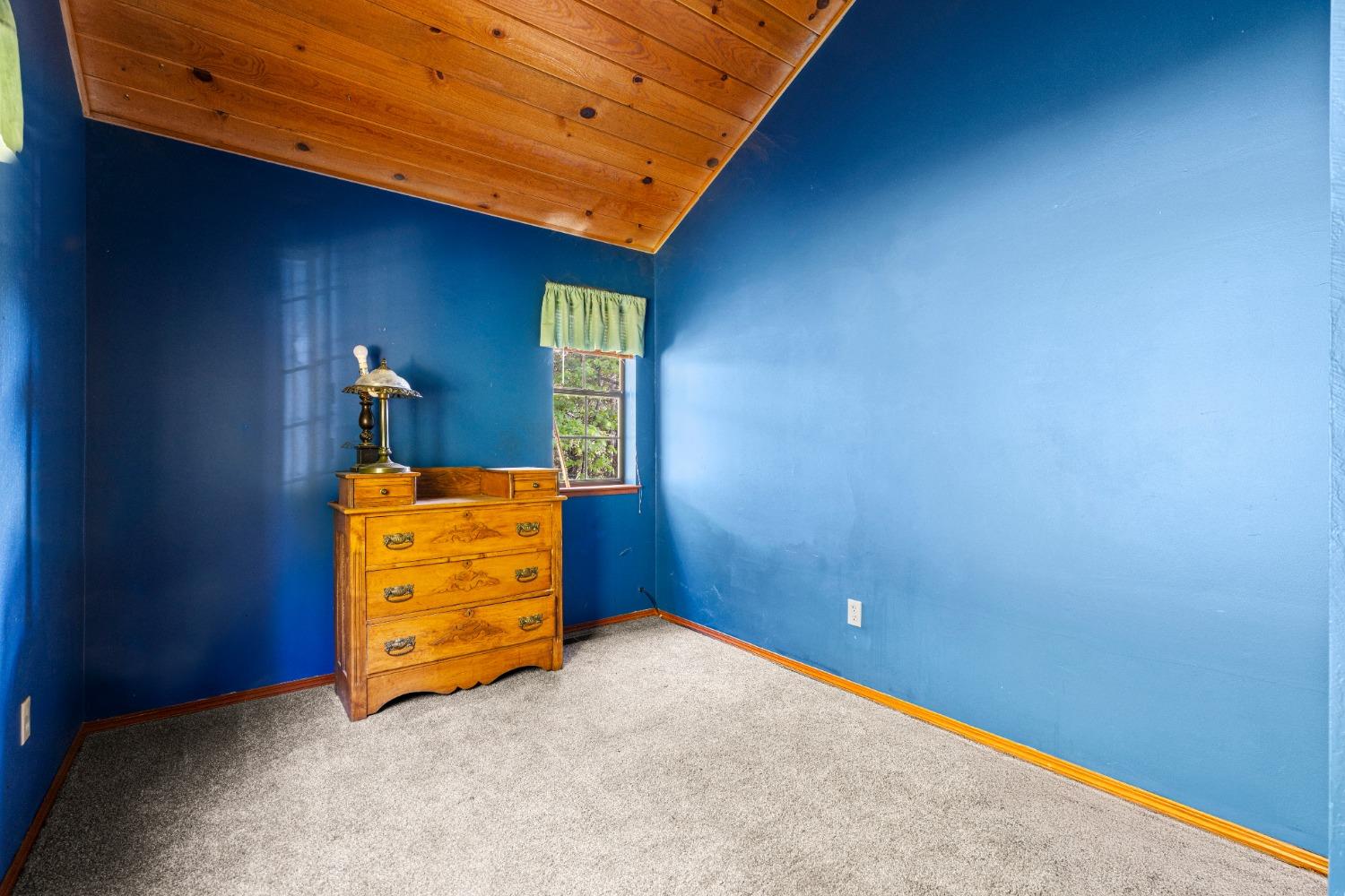 Detail Gallery Image 25 of 40 For 14421 You Bet Rd, Grass Valley,  CA 95945 - 4 Beds | 3 Baths