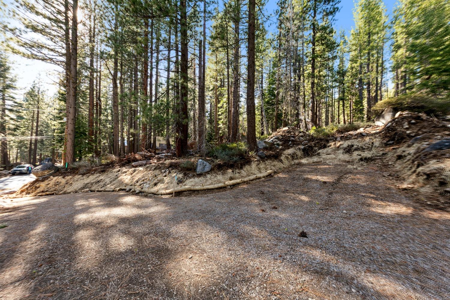Detail Gallery Image 6 of 25 For 50890 Manzanita Ter, Soda Springs,  CA 95728 - – Beds | – Baths