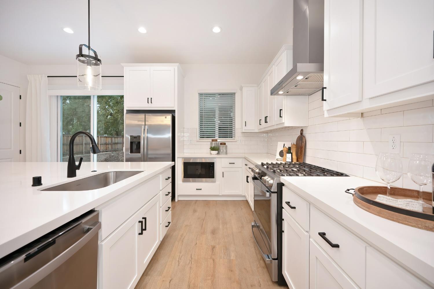 Detail Gallery Image 20 of 57 For 2327 5th Ave, Sacramento,  CA 95818 - 3 Beds | 2/1 Baths
