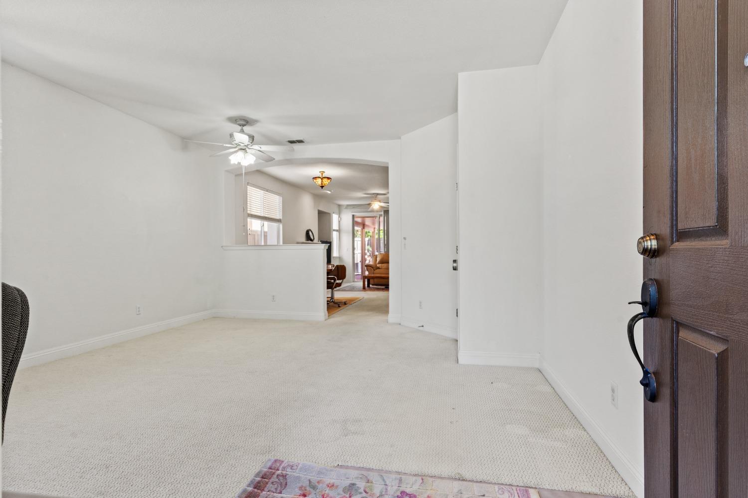 Detail Gallery Image 5 of 55 For 3930 Riley Anton Way, Rancho Cordova,  CA 95742 - 3 Beds | 2 Baths