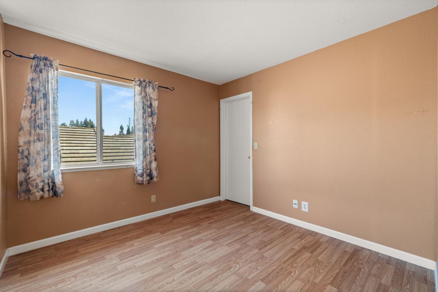 Detail Gallery Image 28 of 46 For 3544 Misty Morning Cir, Sacramento,  CA 95827 - 4 Beds | 2/1 Baths