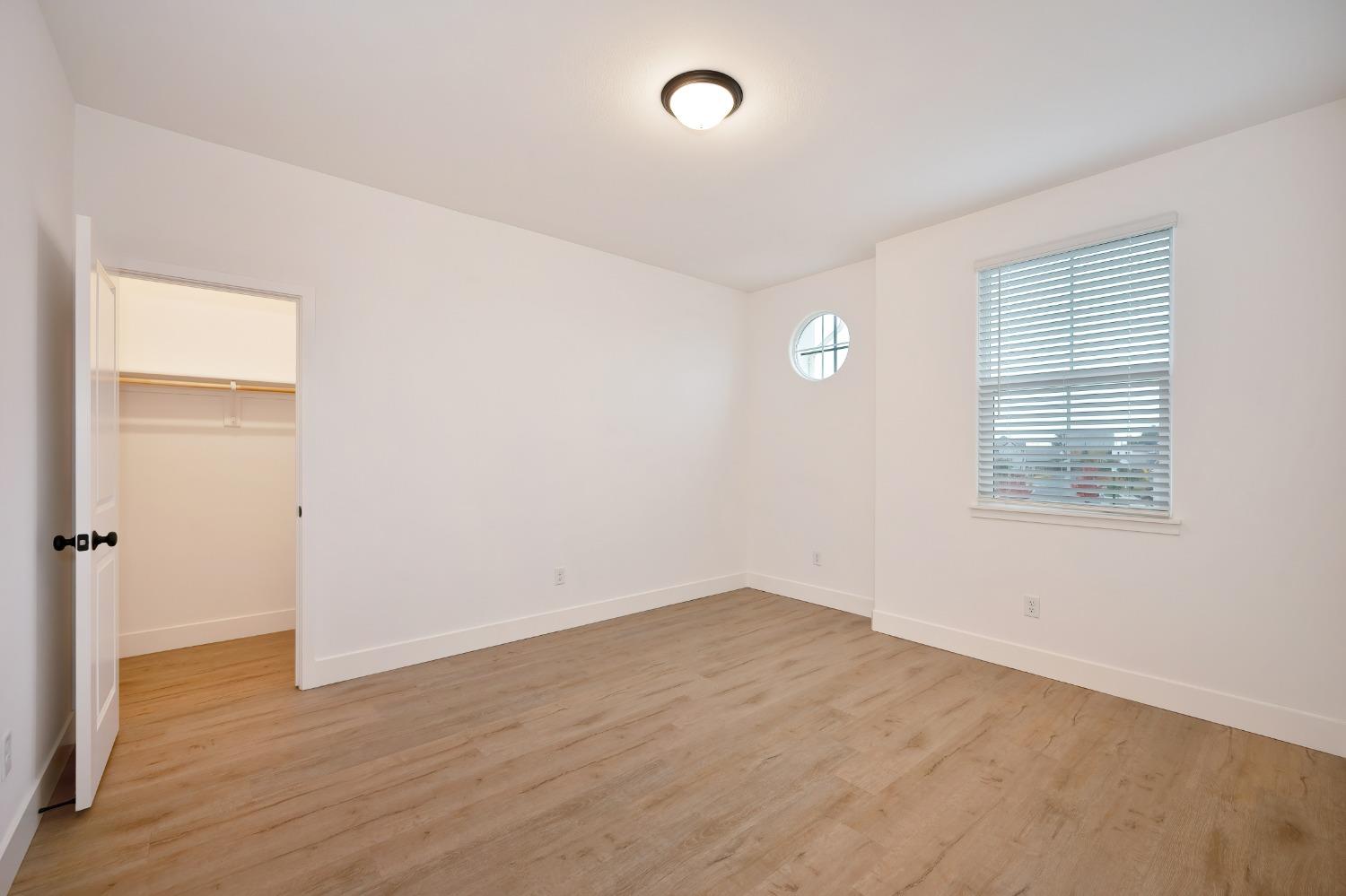 Detail Gallery Image 31 of 57 For 2327 5th Ave, Sacramento,  CA 95818 - 3 Beds | 2/1 Baths