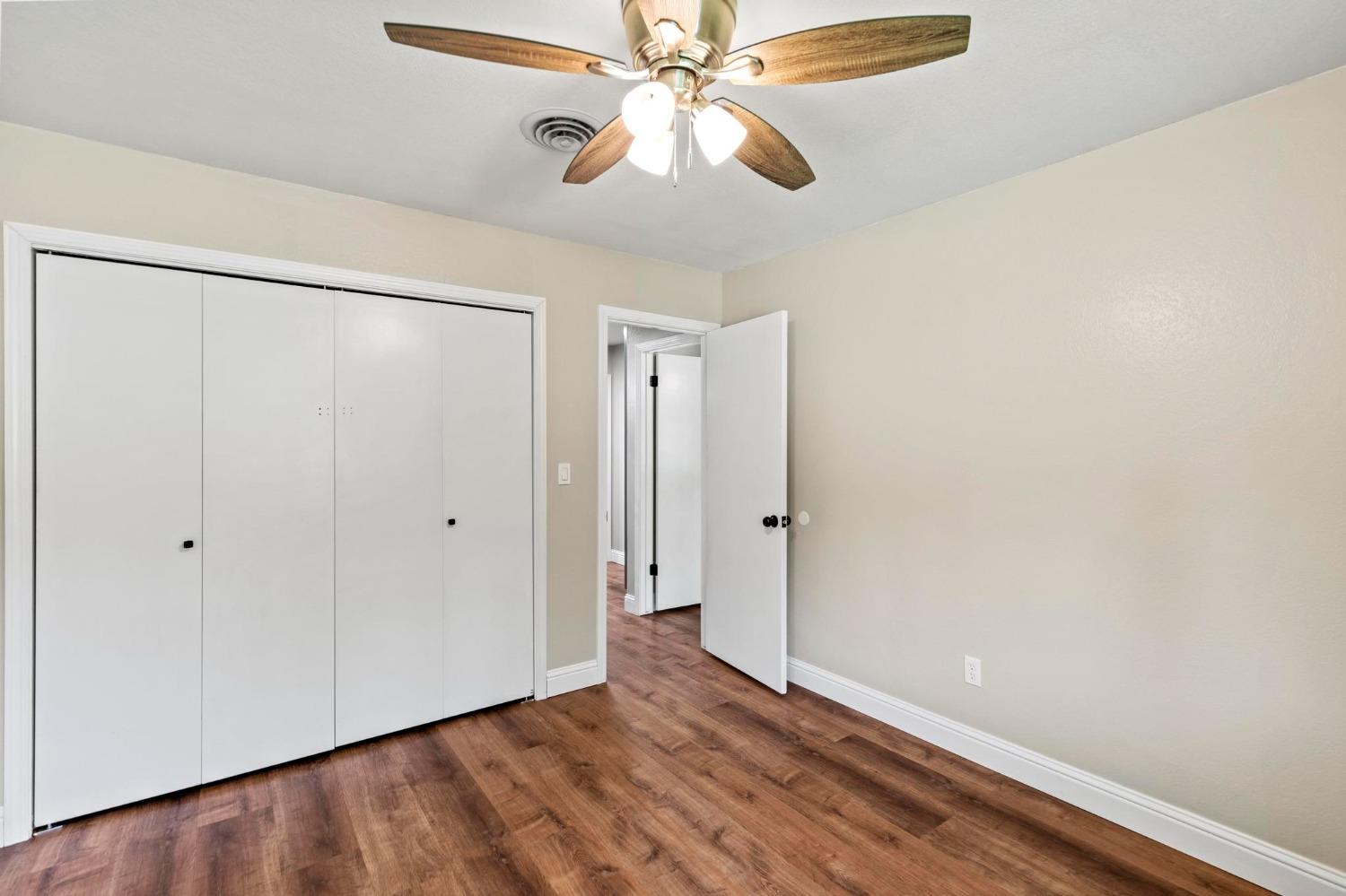 Manzanita Way, Yuba City, California image 32