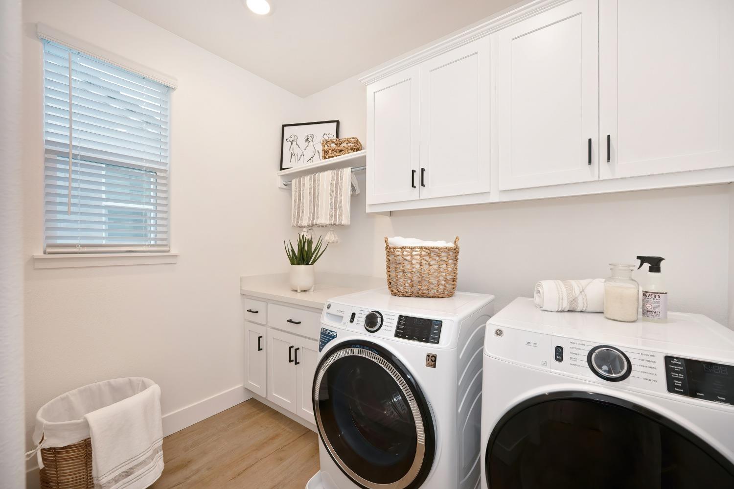 Detail Gallery Image 34 of 57 For 2327 5th Ave, Sacramento,  CA 95818 - 3 Beds | 2/1 Baths