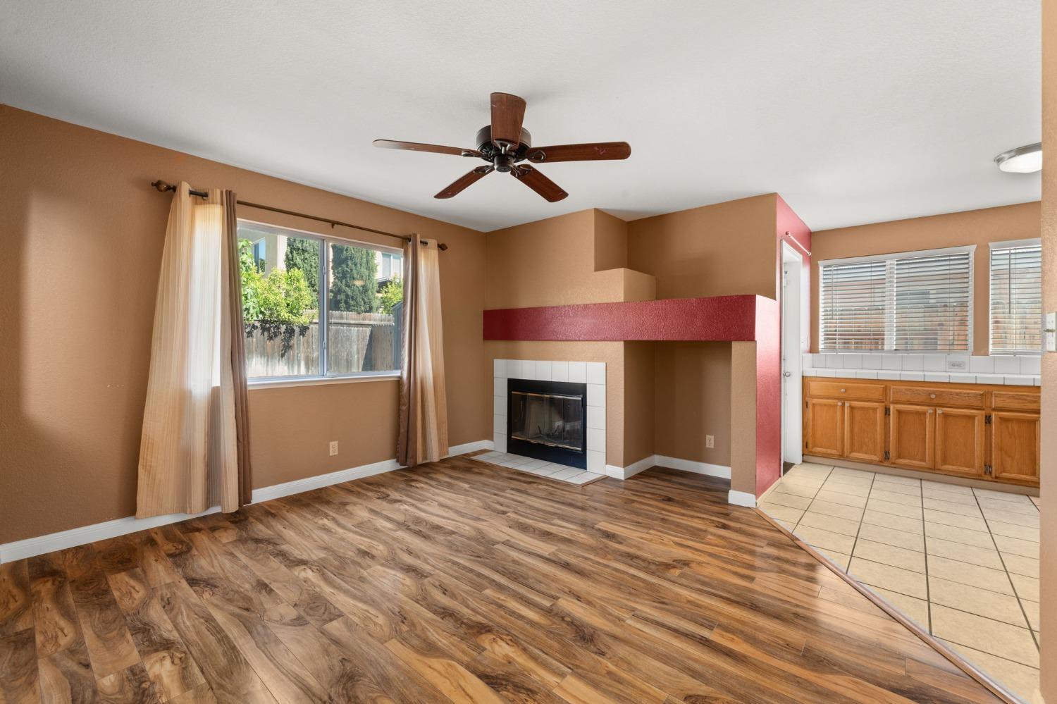 Detail Gallery Image 13 of 46 For 3544 Misty Morning Cir, Sacramento,  CA 95827 - 4 Beds | 2/1 Baths