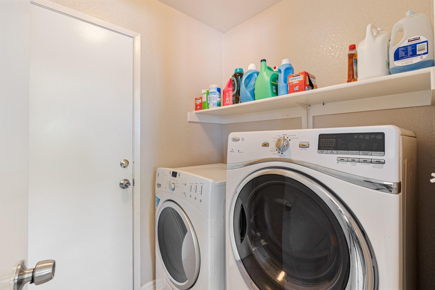 Detail Gallery Image 13 of 39 For 1867 William Moss Blvd, Stockton,  CA 95206 - 4 Beds | 2/1 Baths