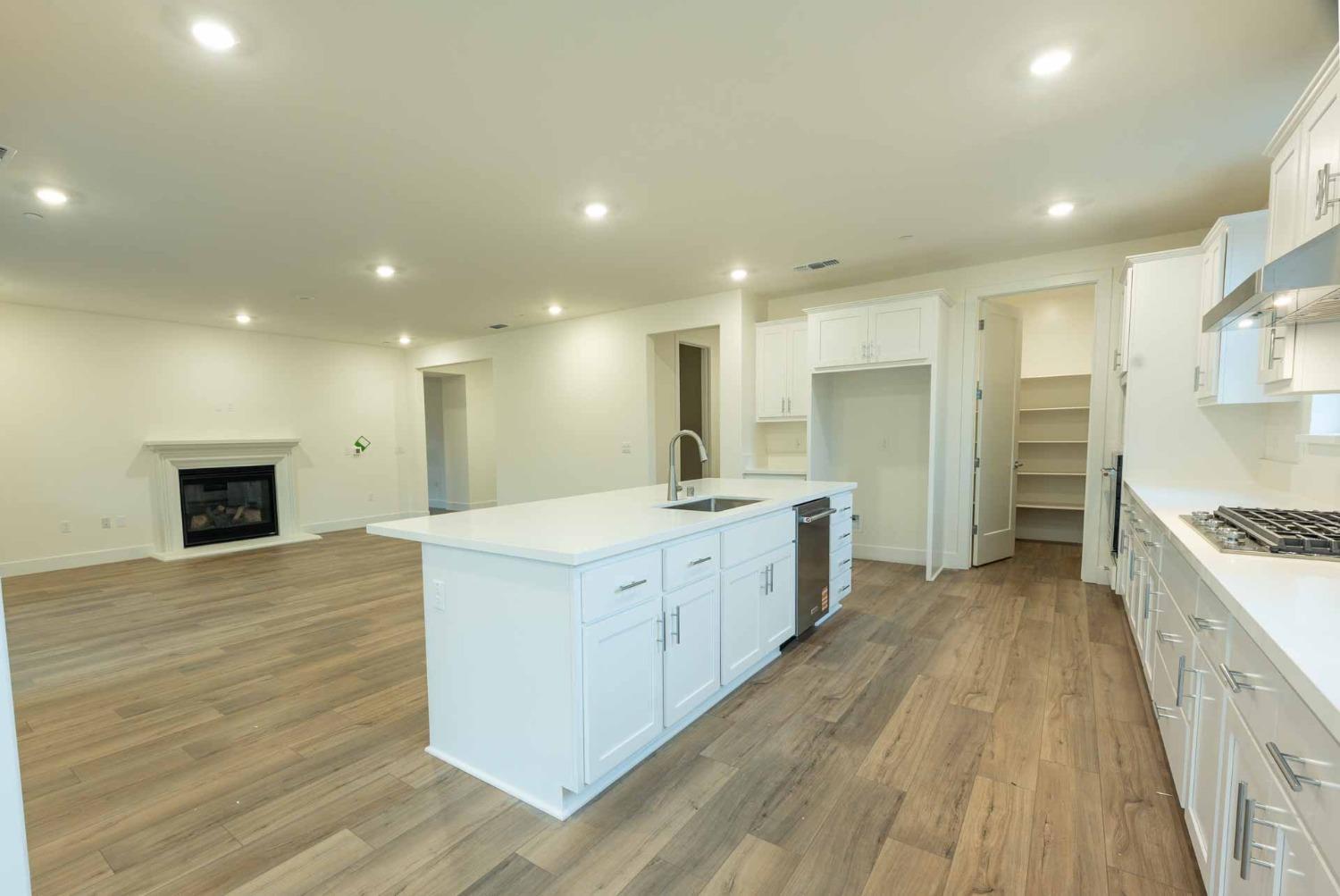 Detail Gallery Image 27 of 32 For 2425 Briar Meadows Cir, Auburn,  CA 95603 - 4 Beds | 3/1 Baths