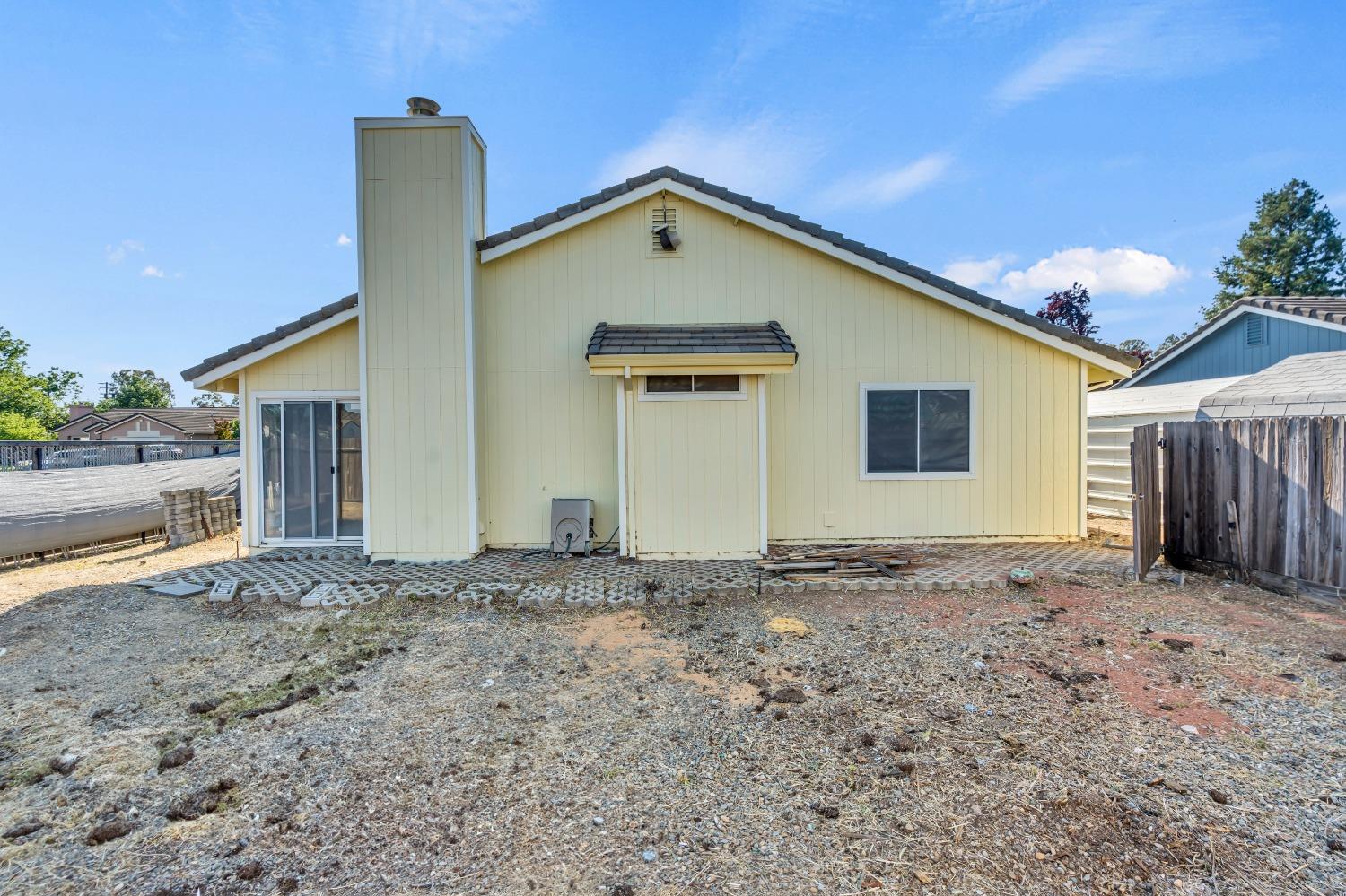 Detail Gallery Image 31 of 47 For 8281 New Point Dr, Sacramento,  CA 95828 - 3 Beds | 2 Baths