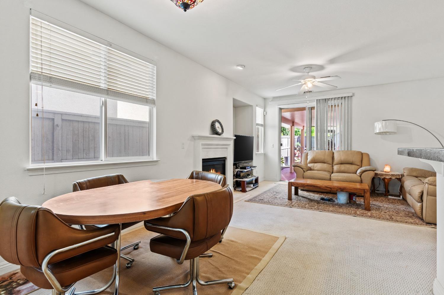 Detail Gallery Image 11 of 55 For 3930 Riley Anton Way, Rancho Cordova,  CA 95742 - 3 Beds | 2 Baths