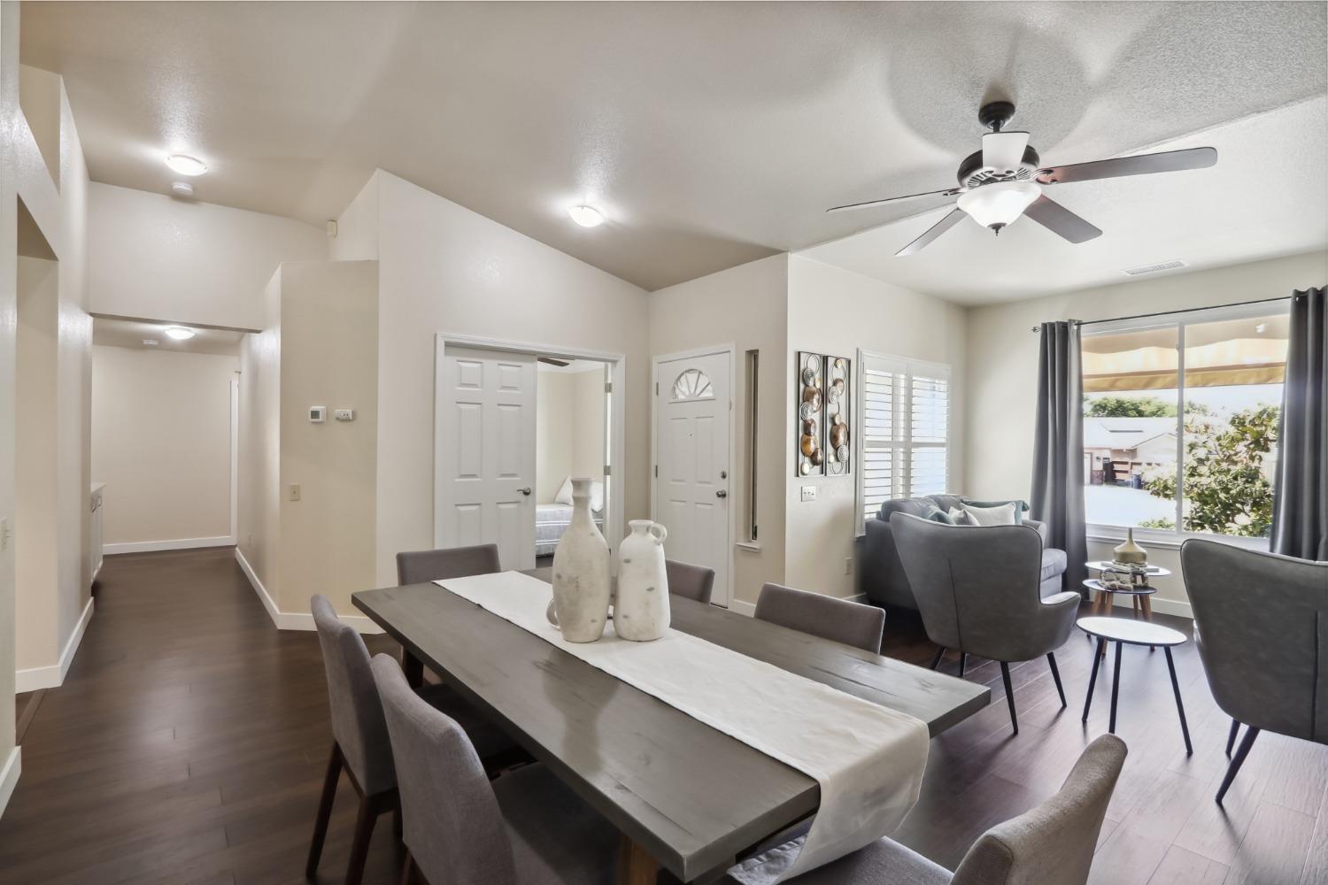 Detail Gallery Image 4 of 77 For 8526 Tullia Pl, Antelope,  CA 95843 - 4 Beds | 2 Baths
