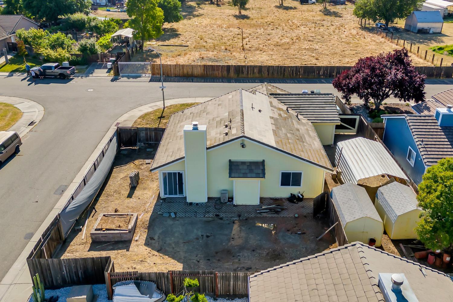 Detail Gallery Image 42 of 47 For 8281 New Point Dr, Sacramento,  CA 95828 - 3 Beds | 2 Baths