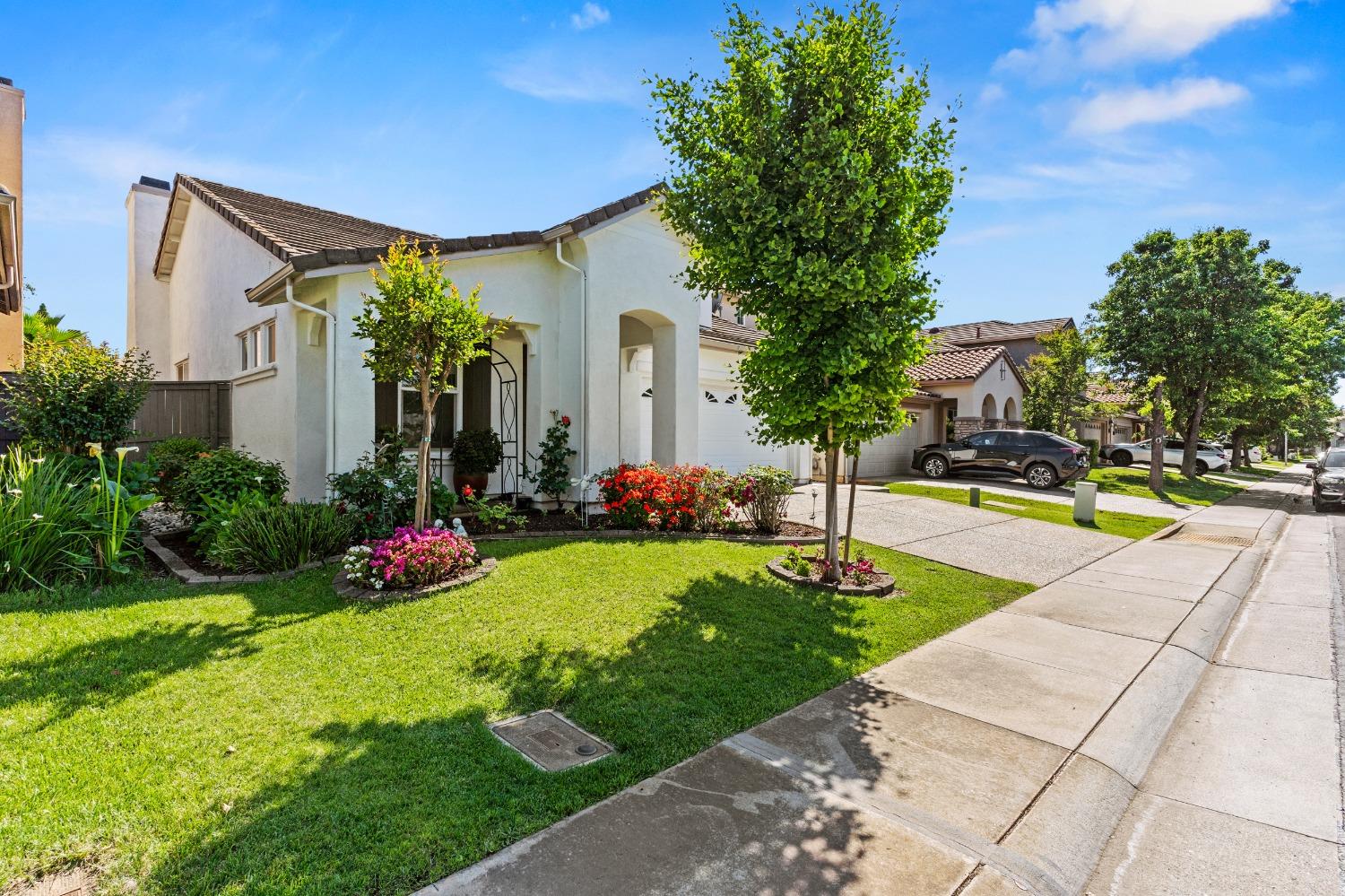 Detail Gallery Image 1 of 55 For 3930 Riley Anton Way, Rancho Cordova,  CA 95742 - 3 Beds | 2 Baths