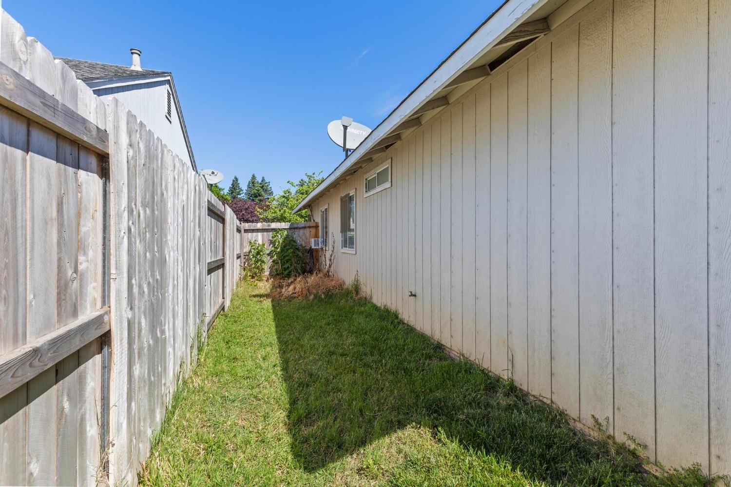 Detail Gallery Image 30 of 32 For 2728 Lowell Dr, Chico,  CA 95973 - 3 Beds | 2 Baths